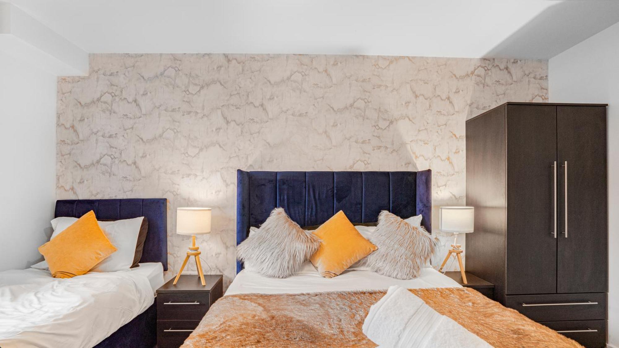 バーミンガムOceanic Bliss: 2 Bed 2 Bath + Free Park + Netflixアパートメント エクステリア 写真